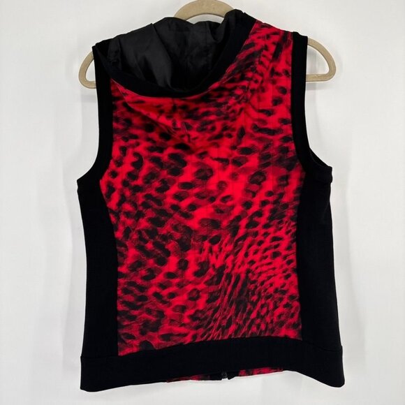 Chicos 1 Zenergy Sleeveless Zip-Up Jacket Red Black Animal Print Size Medium - Picture 10 of 11